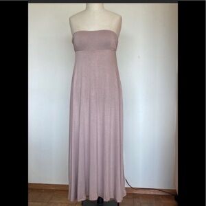 Strapless flowy tube maxi dress. Can be worn as a skirt. Marked L but fits S